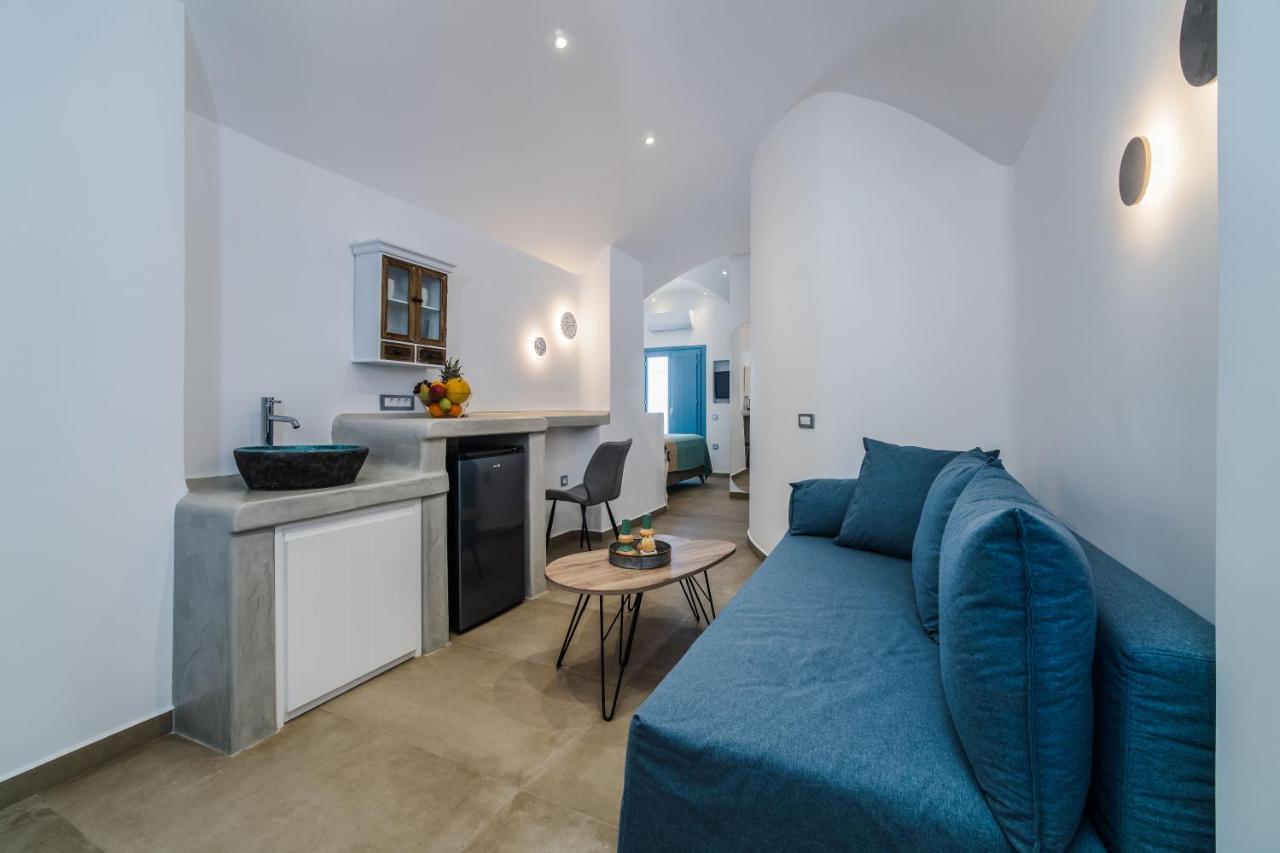Aegean Blue Suites Pýrgos Exteriör bild